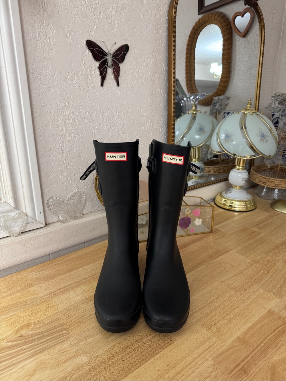 Hunter Black Tall Rubber Rain Boots Buckle Strap Y2K Whimsy Goth Size 9 Fall